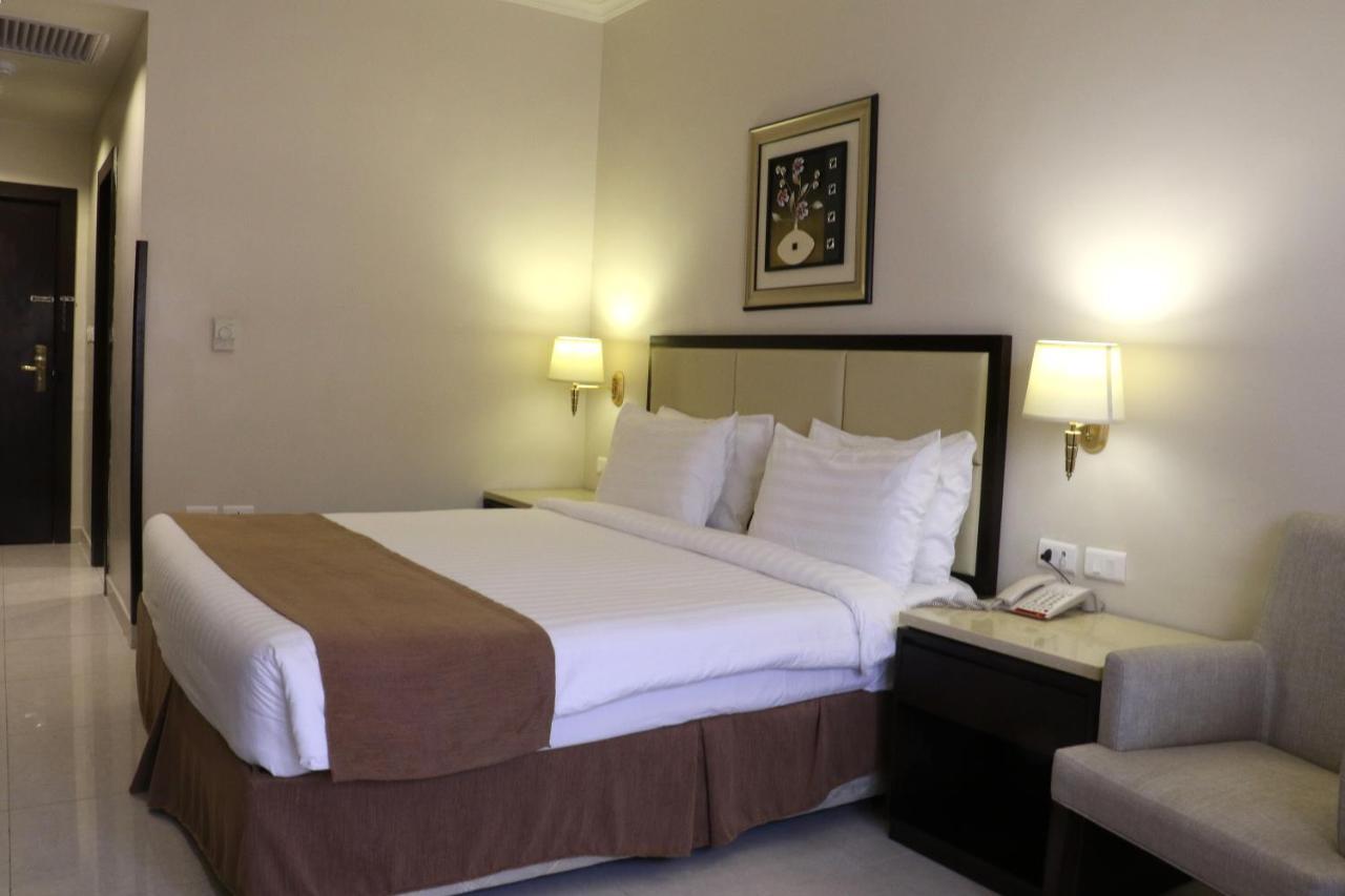 Grand East Hotel - Resort & Spa Dead Sea Sweimeh Zimmer foto