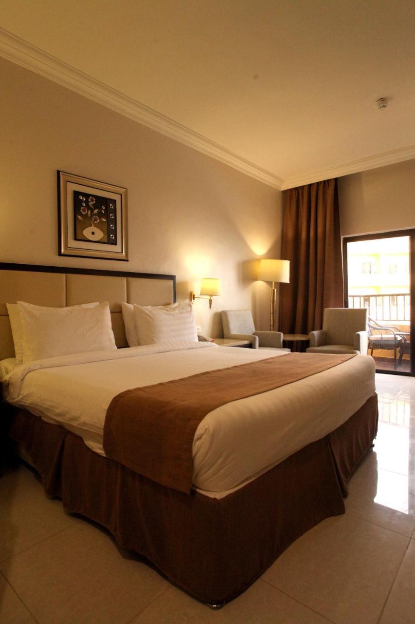 Grand East Hotel - Resort & Spa Dead Sea Sweimeh Zimmer foto
